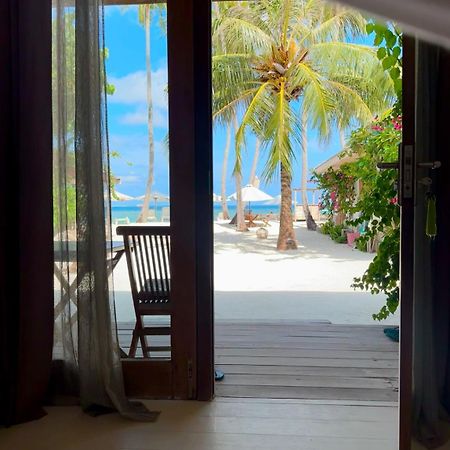Met House Hotel Thulusdhoo Exterior foto