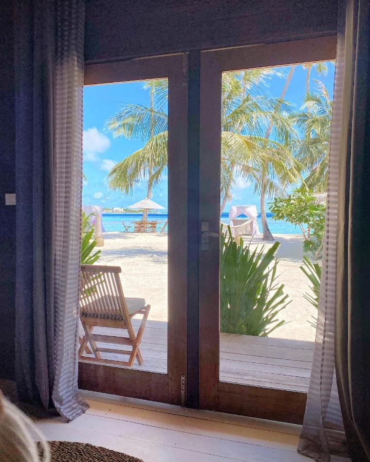Met House Hotel Thulusdhoo Exterior foto