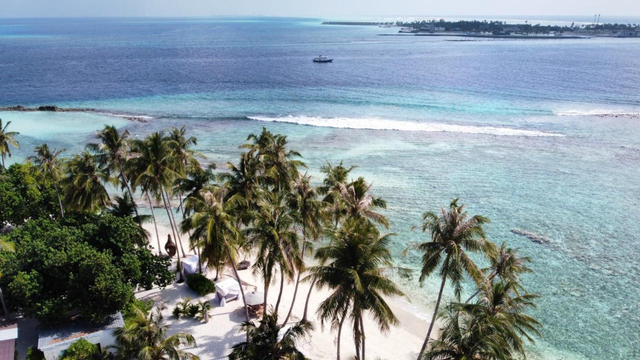 Met House Hotel Thulusdhoo Exterior foto