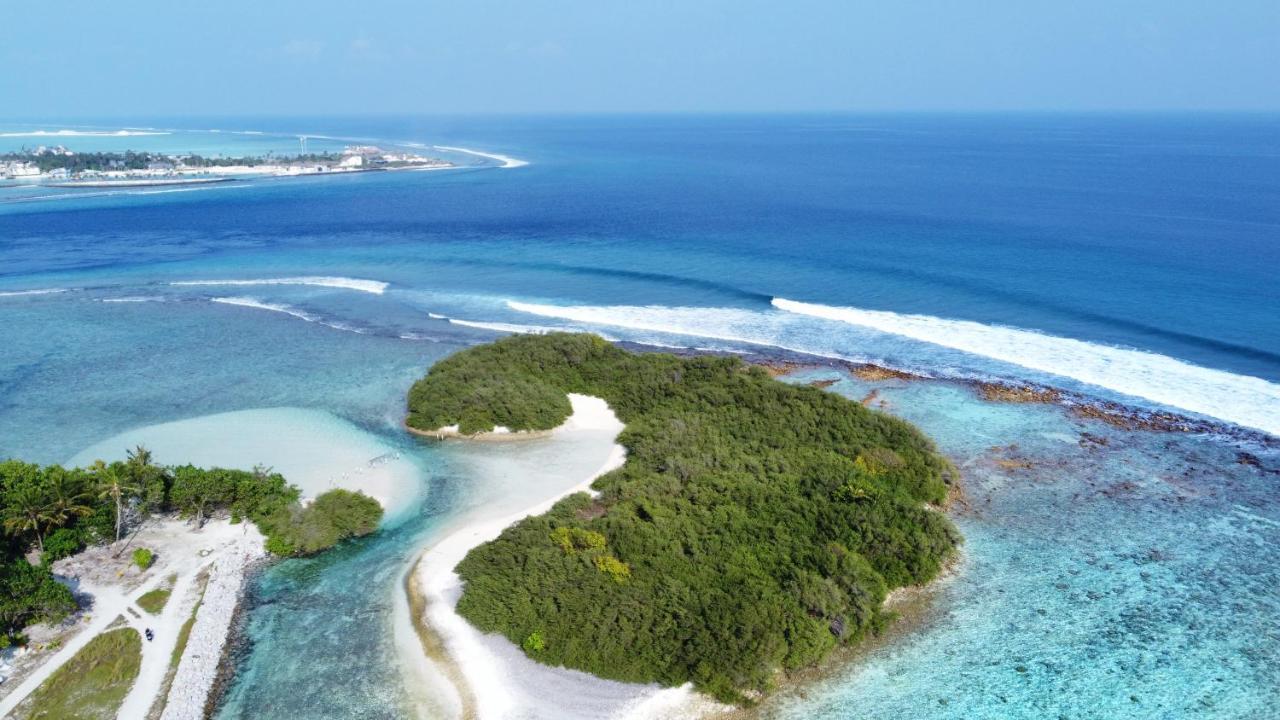 Met House Hotel Thulusdhoo Exterior foto