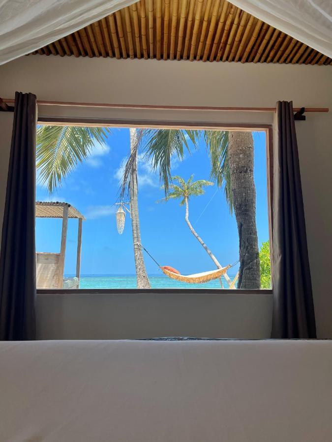 Met House Hotel Thulusdhoo Exterior foto