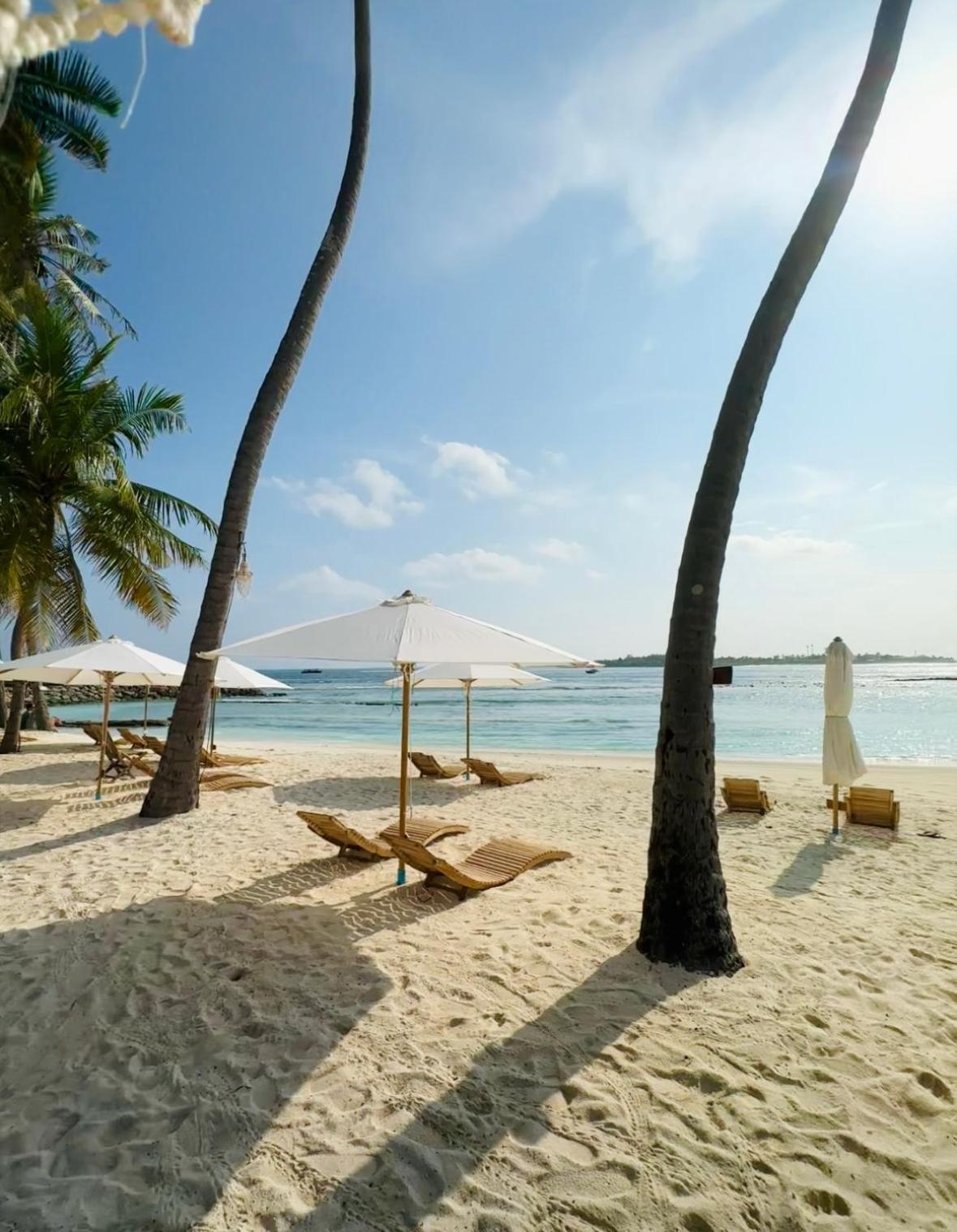 Met House Hotel Thulusdhoo Exterior foto