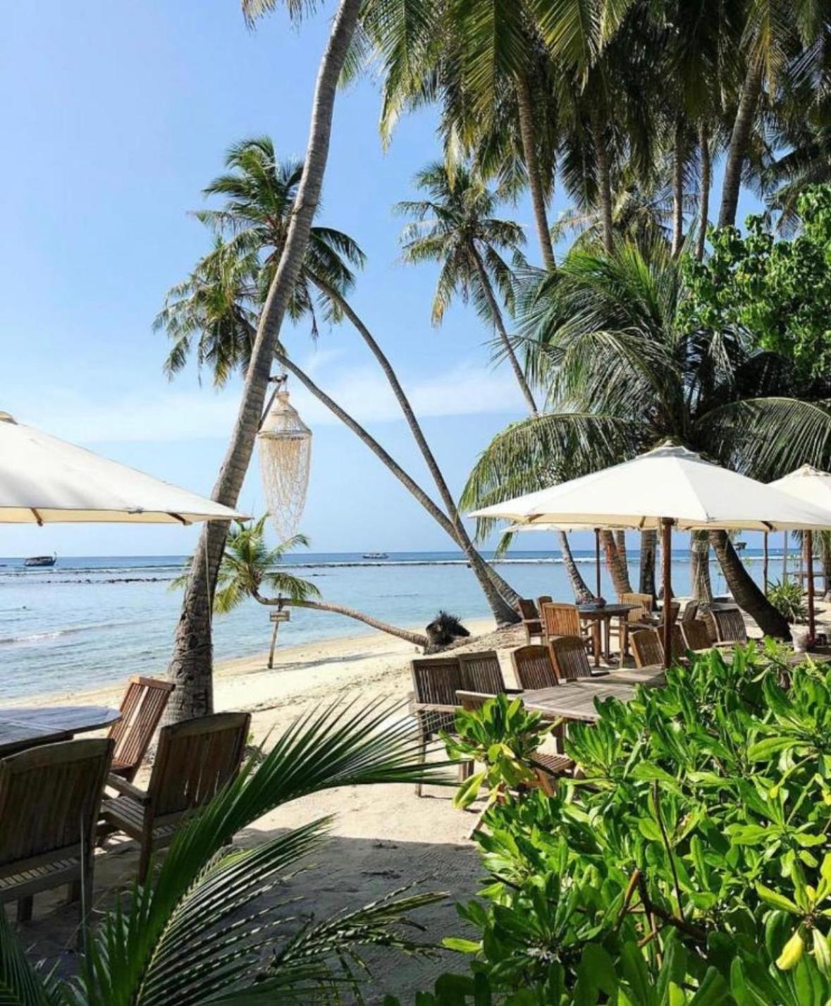 Met House Hotel Thulusdhoo Exterior foto