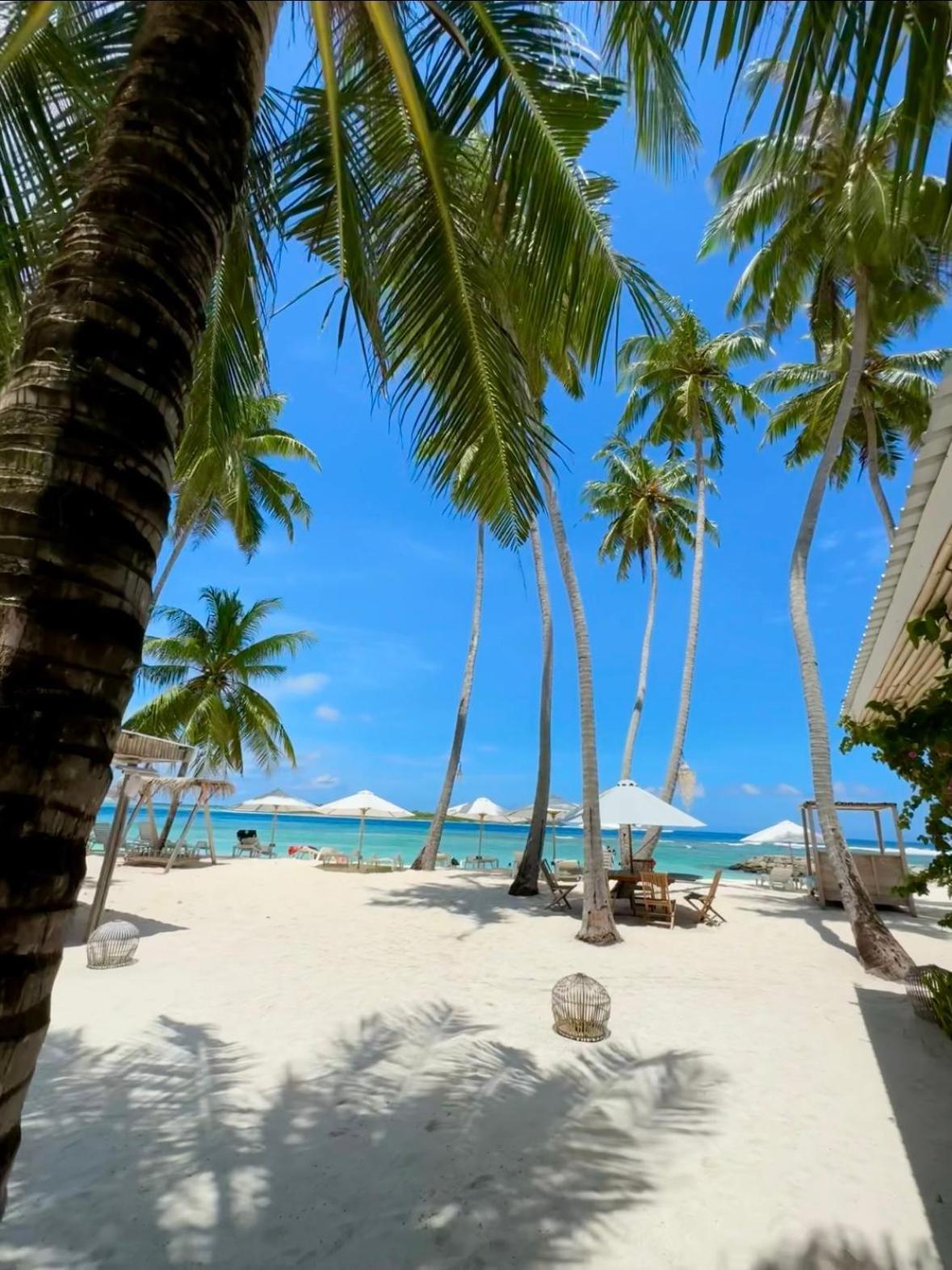 Met House Hotel Thulusdhoo Exterior foto