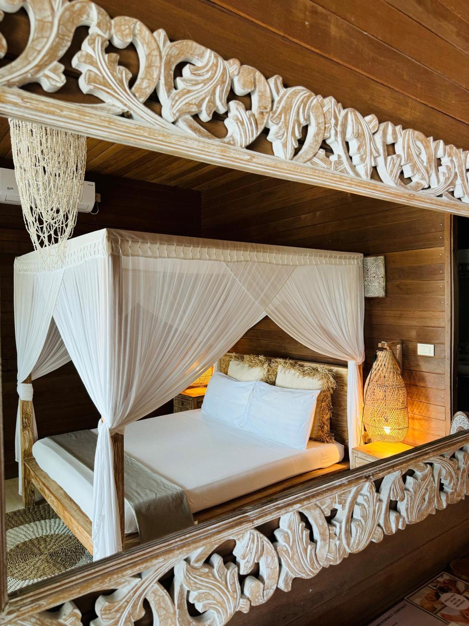 Met House Hotel Thulusdhoo Exterior foto
