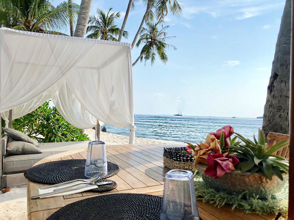 Met House Hotel Thulusdhoo Exterior foto
